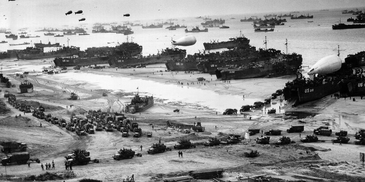 The Wooden Warriors: How Shipping Pallets Revolutionized WWII Logistics