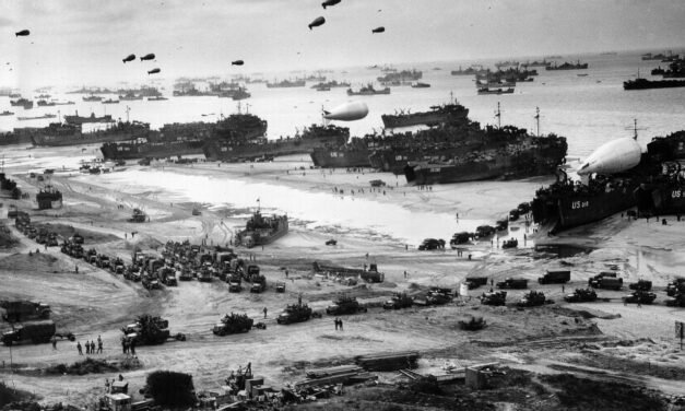 The Wooden Warriors: How Shipping Pallets Revolutionized WWII Logistics